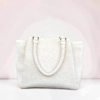 AV Minimalist Tote — Pearl White