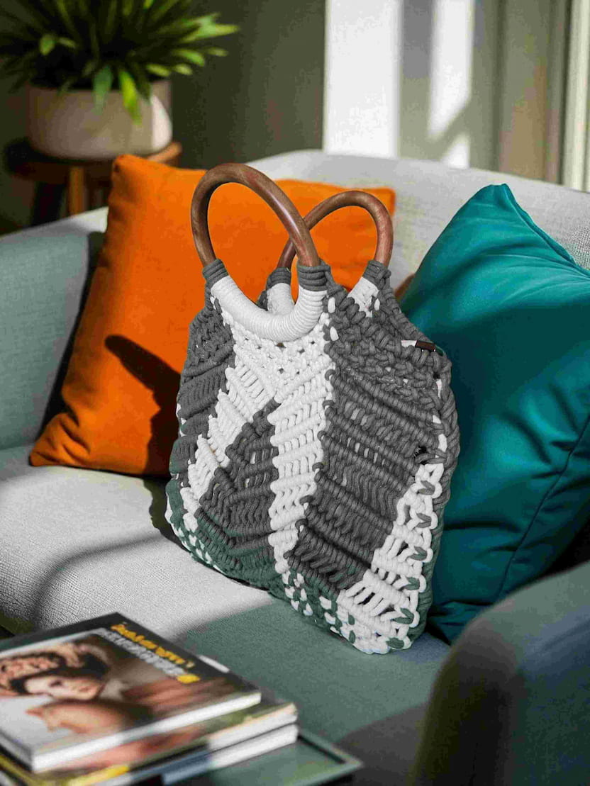 AV Rawline Bag