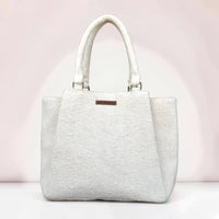 AV Minimalist Tote — Pearl White