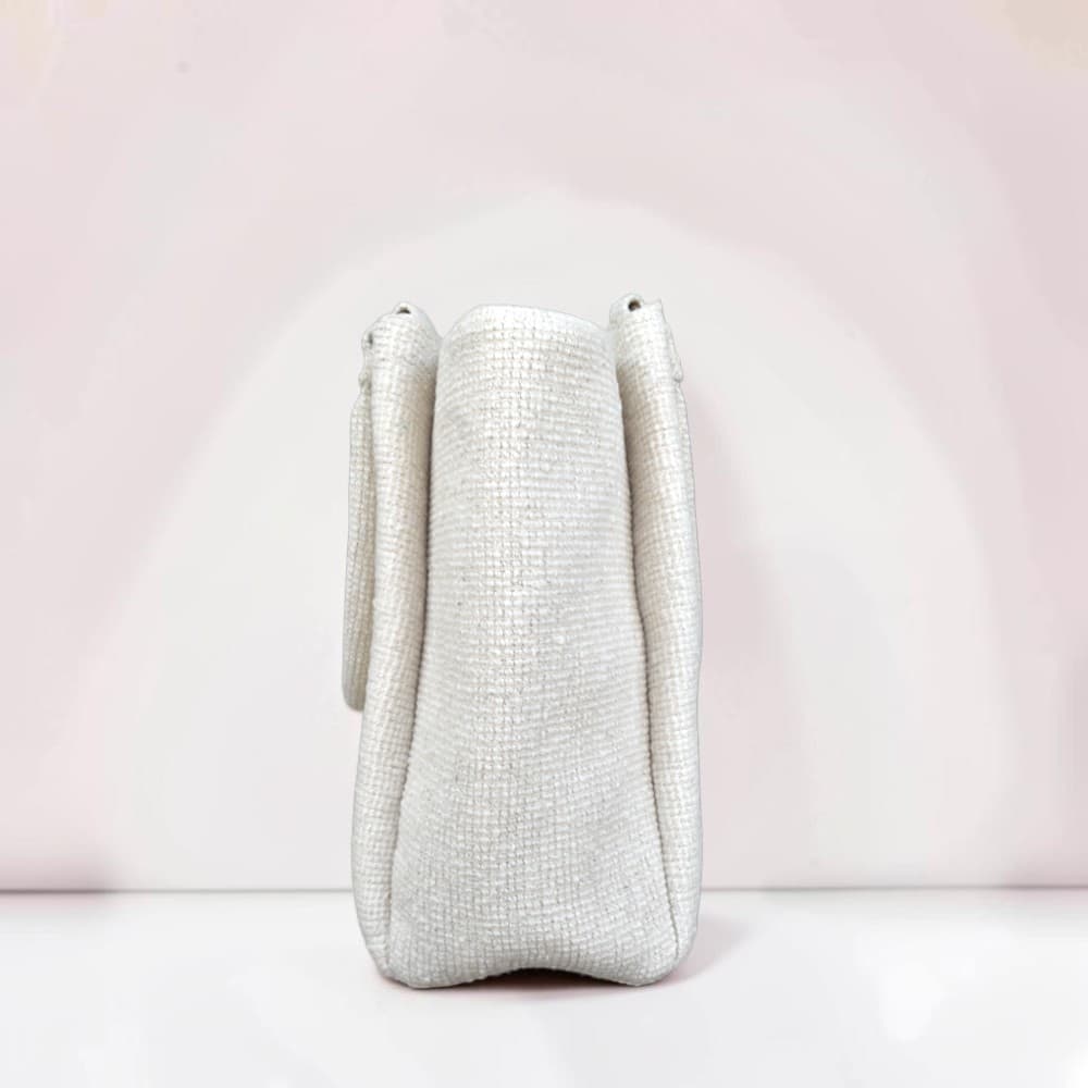 AV Minimalist Tote — Pearl White