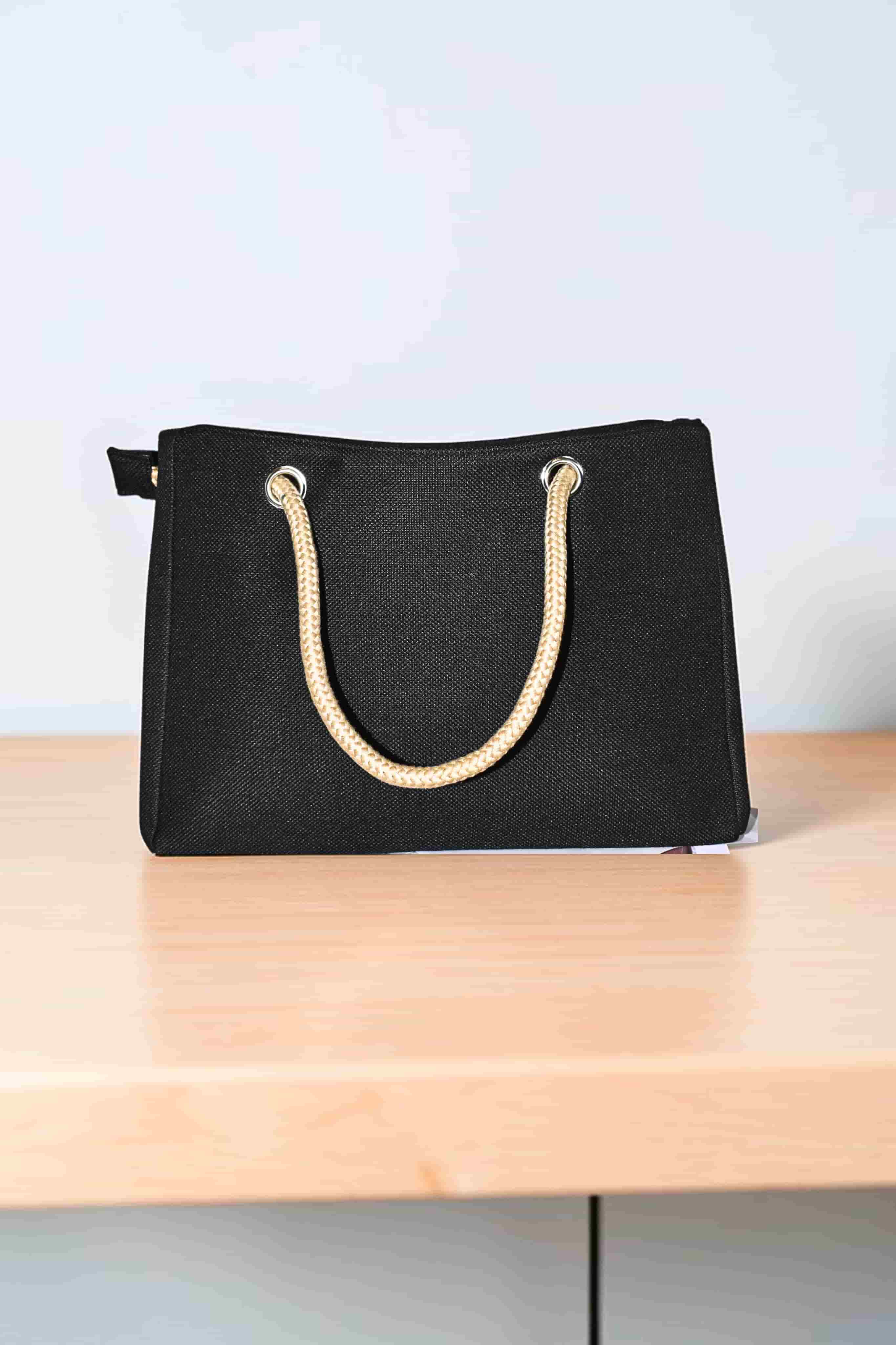 AV Rouge Royale Tote