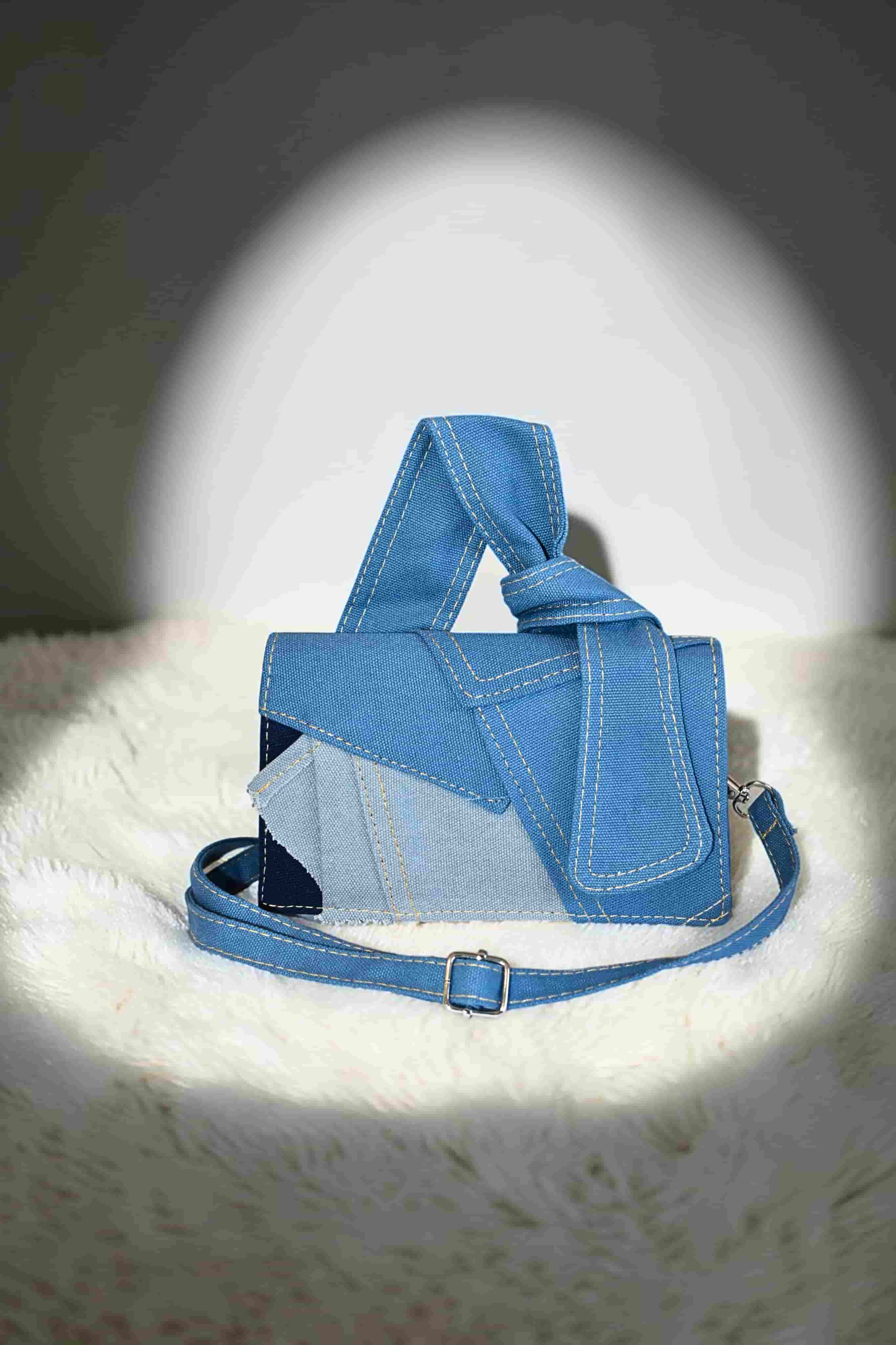 AV Urban Patch Crossbody