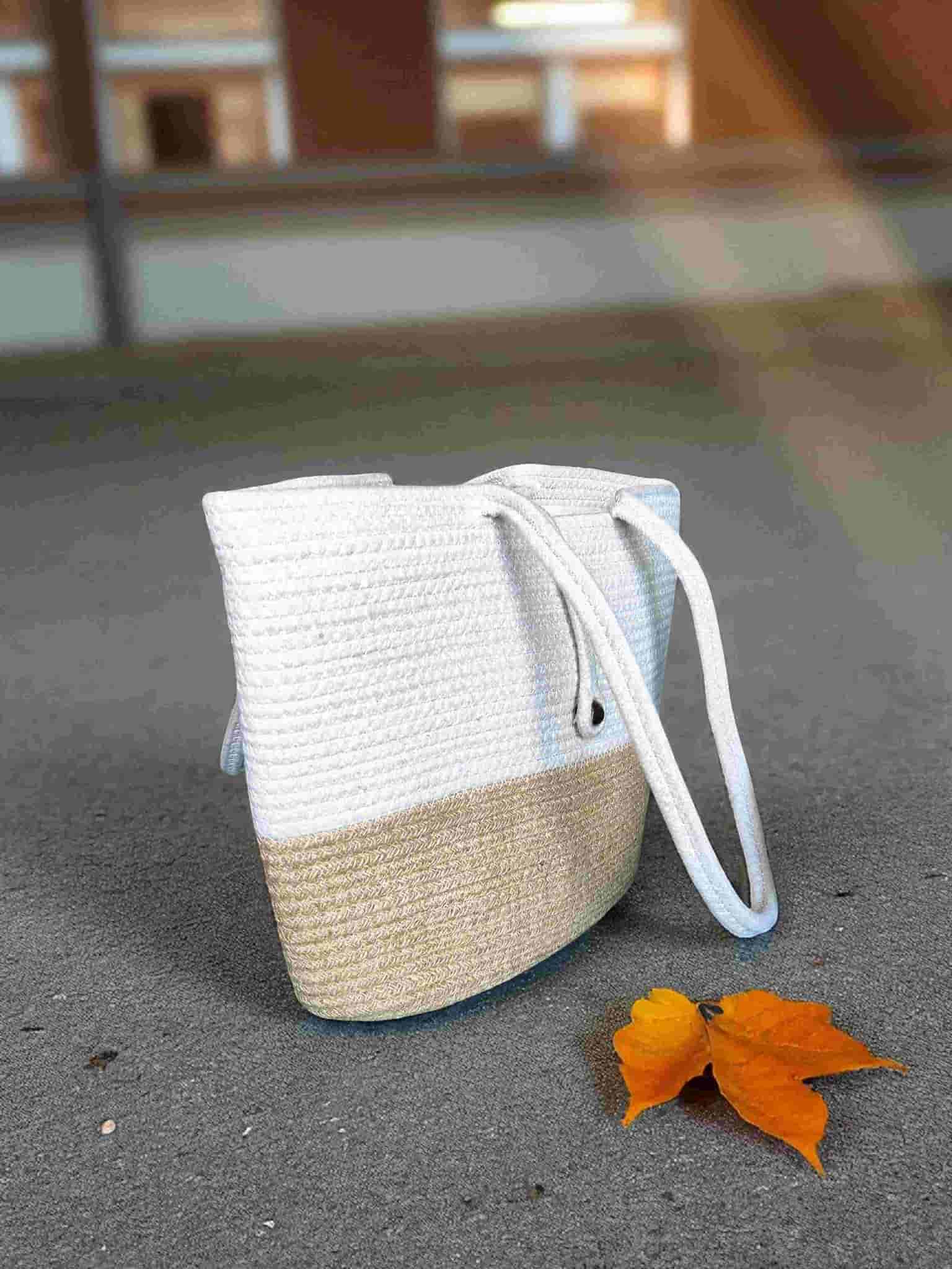 AV Thread Shoulder